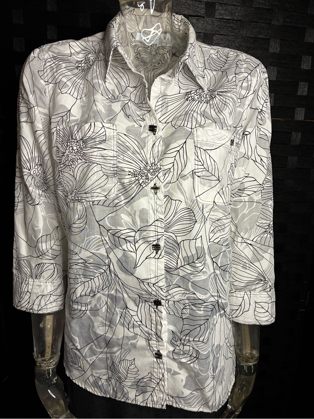 JH Collectibles 90s Vintage White Shirt Jacket with Black Floral Outline
